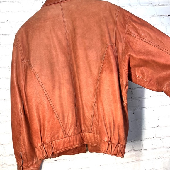 VINTAGE |•MEMBERS ONLY•| Totally 70s Brown! • 100% Leather Bomber Jacket - Picture 3 of 15